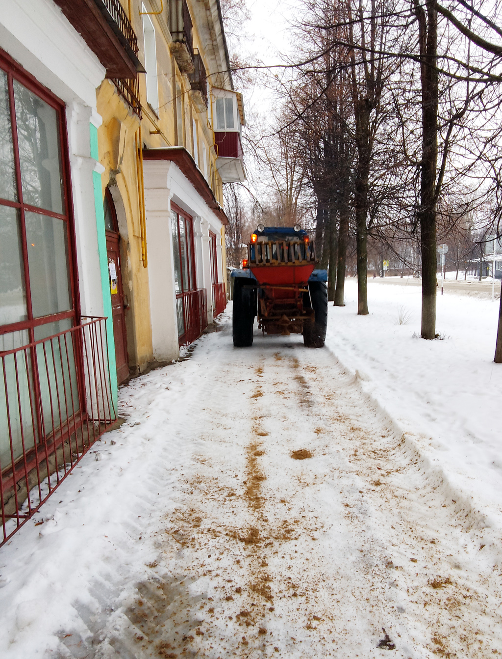 Пучежский муниципальный район Ивановской области | Посыпка дорог и тротуаров